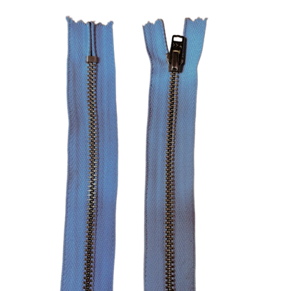 Metal Closed Ended Zip 7" (18cm) With Metal Puller And Teeth Pins & Needles