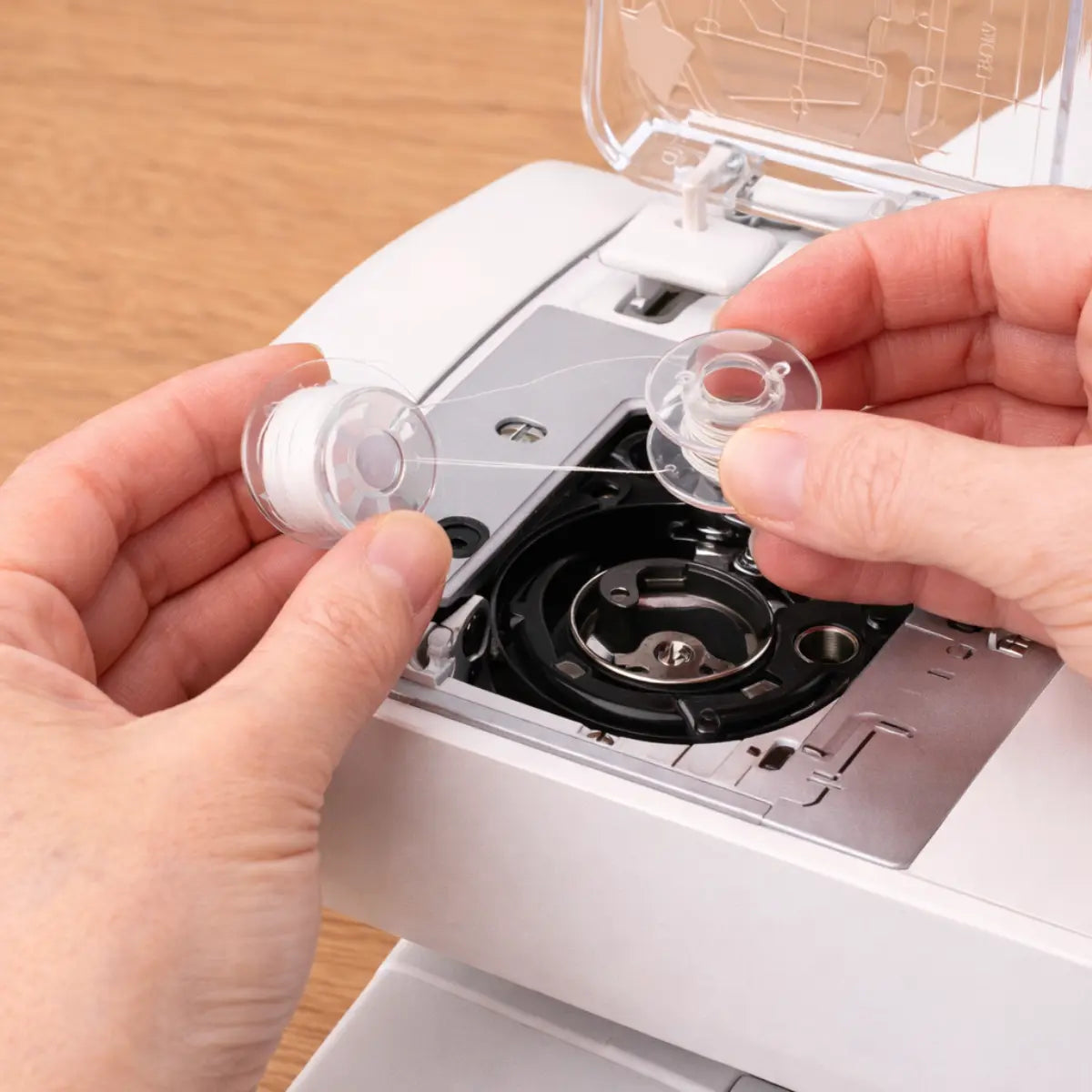 10 Clear Plastic Sewing Machine Bobbins – Universal Fit – Home Sewing – Table-cloth-uk