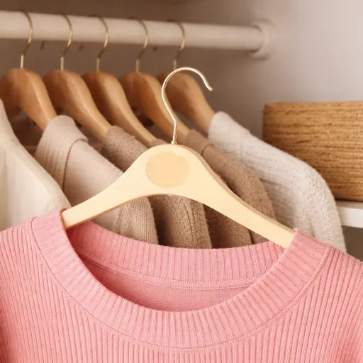 Non-Slip Gold Clothes Hanger 42.5cm – Durable Jumper, Coats, Shirts, Dresses Pins and Needles